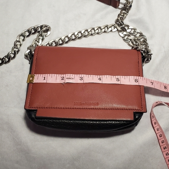 Pour La Victoire Leather Chain Purse - Picture 10 of 12